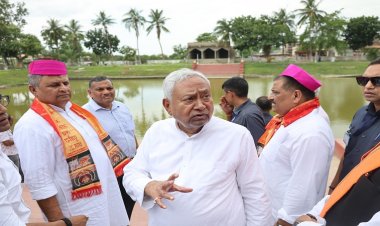 पुनौरा धाम में मां जानकी जन्मभूमि मंदिर परिक्षेत्र के लिए स्वीकृत समग्र विकास योजना का मुख्यमंत्री ने लिया जायजा
