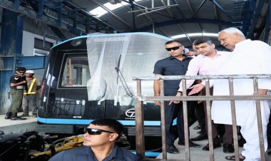 मुख्यमंत्री ने पटना मेट्रो रेल परियोजना के निर्माण कार्यों की प्रगति का लिया जायजा