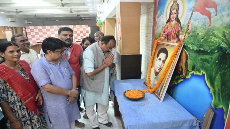जयंती पर पूर्व मुख्यमंत्री बीपी मंडल को भाजपा नेताओं ने अर्पित की भावभीनी श्रद्धांजलि