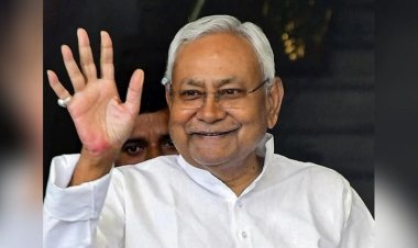 विधानसभा चुनाव से पहले सीएम नीतीश का छात्रों को बड़ा तोहफा, अब बिना ब्याज के मिलेगा विद्यार्थियों को शिक्षा ऋण