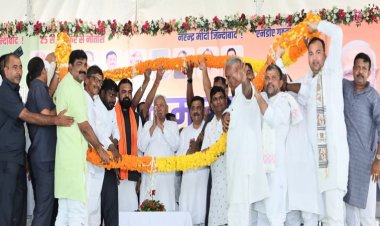 राज्य में कानून का राज, सभी क्षेत्रों में तेजी से हो रहा विकास, रोहतास में कार्यकर्ताओं से संवाद में बोले मुख्यमंत्री