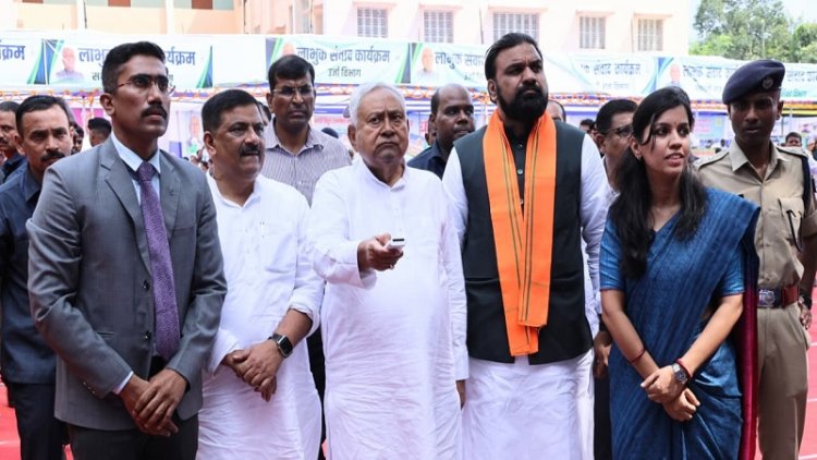 मुख्यमंत्री ने रोहतास जिले में 921 करोड़ रुपये लागत की 124 योजनाओं का किया उद्घाटन एवं शिलान्यास