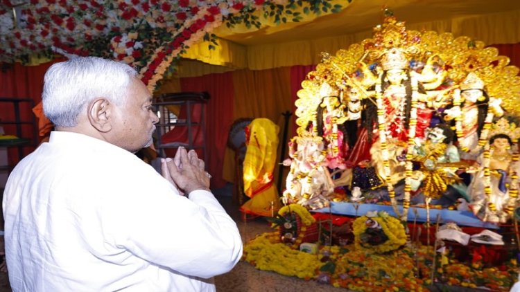 मुख्यमंत्री ने राज्य की सुख, शांति एवं समृद्धि के लिए की मां दुर्गा की पूजा-अर्चना