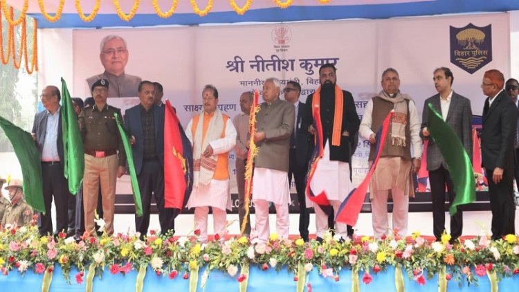 मुख्यमंत्री ने 34 चलंत फॉरेंसिक वाहनों को किया रवाना किया, अपराध अनुसंधान में पुलिस को मिलेगी बड़ी मदद