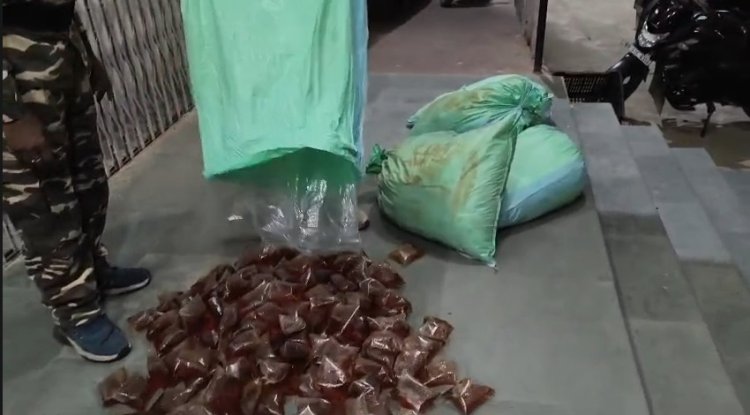 बांका में देर रात शराब लदा ऑटो जब्त, नए वर्ष के जश्न के लिए ले जाई जा रही थी अवैध शराब