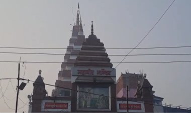 नए साल के पहले दिन महावीर मंदिर समेत सभी मंदिरों में भक्तों की भीड़...सुबह से ही कर रहे पूजा अर्चना...