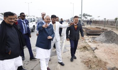 मुख्यमंत्री  नीतीश कुमार ने आज जे०पी० गंगापथ का किया निरीक्षण