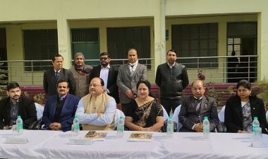 वृद्धाश्रम पहुंचे पटना उच्च न्यायालय के मुख्य न्यायाधीश, बुजुर्गों को दिया सकारात्मक संदेश