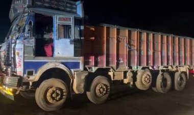 समस्तीपुर में बाइक और ट्रक के बीच भीषण टक्कर  ,सात साल की मसूम बच्ची की गयी जान डायल 112 की टीम ने पहुंचाया अस्पताल