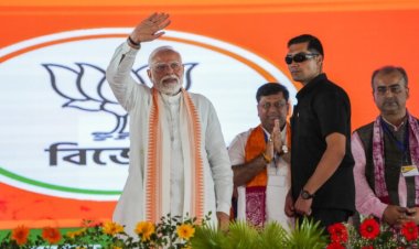 पीएम मोदी आज ममता के गढ़ सिंदूर में भरेंगे चुनावी हुंकार, बंगाल को देंगे कई बड़ी सौगात, 3 नई अमृत भारत ट्रेनों को दिखाएंगे हरी झंडी