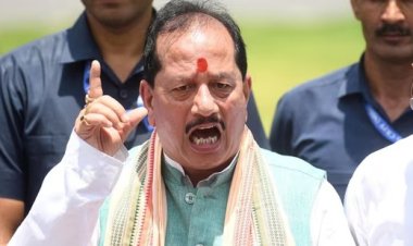 रिश्वतखोरी पर सरकार का बड़ा प्रहार: डिप्टी सीएम विजय सिन्हा के सख्त आदेश से हड़कंप, घूसखोर राजस्व कर्मचारी सस्पेंड, बर्खास्तगी तय