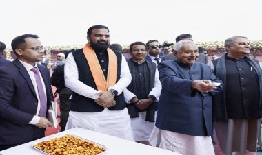 सीएम की समृद्धि यात्रा : मुख्यमंत्री ने सारण जिले को दी 538 करोड़ रुपये की योजनाओं की सौगात