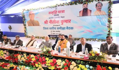 मुख्यमंत्री ने समृद्धि यात्रा के दौरान की विकास योजनाओं की समीक्षा की, एक करोड़ नौकरी-रोजगार पर बड़ा एलान