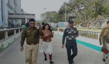 अस्पताल में लड़की के साथ छेड़खानी का वीडियो वायरल, पुलिस-प्रशासन अलर्ट।