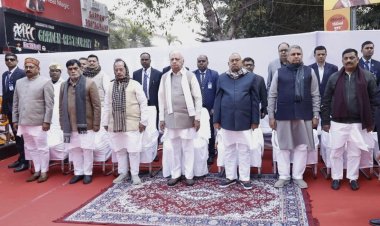 राष्ट्रपिता महात्मा गांधी के 79 वीं पुण्यतिथि पर  सीएम नीतीश ने दी मौन श्रद्धांजलि