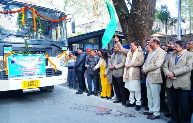 उत्तराखंड  के परिवहन विभाग के बेड़े में शामिल हुई 112 नई बसें, सीएम पुष्कर सिंह धामी ने हरी झंडी दिखाकर किया रवाना