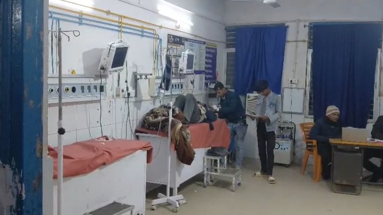 दो पक्षों के बीच हुई मारपीट में आधा दर्जन लोग हुए घायल, सदर अस्पताल में कराया गया भर्ती