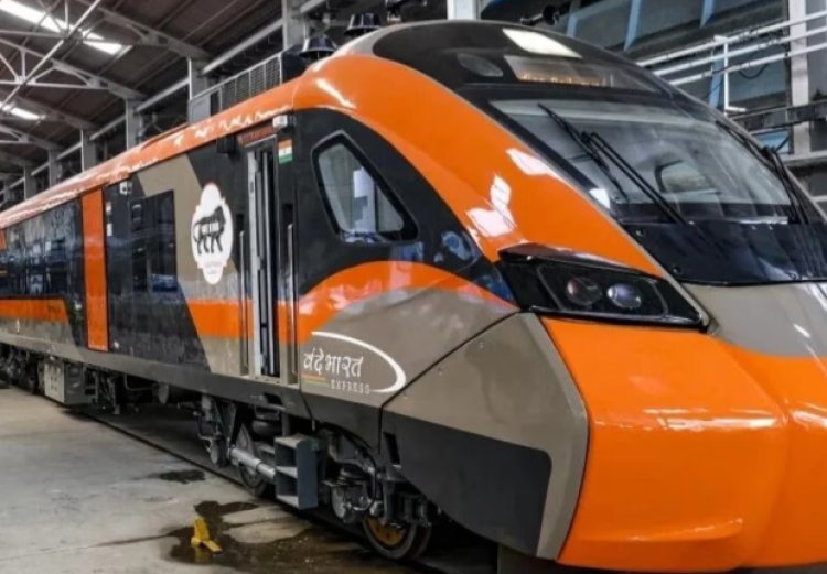 देश की पहली वंदे भारत स्लीपर पहुंची नई दिल्ली रेलवे स्टेशन, खरमास बाद पीएम दिखाएंगे हरी झंडी, कोलकाता से गुवाहाटी के बीच चलेगी ट्रेन