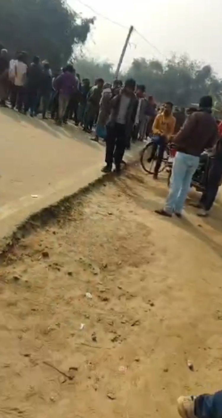 सीतामढ़ी में पुलिस की गाड़ी ने तीन को रौंदा