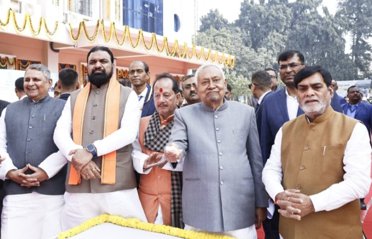 सीएम नीतीश कुमार ने मुजफ्फरपुर को दी 851 करोड़ की योजनाओं की सौगात, कहा- PMCH बनेगा देश का सबसे बड़ा अस्पताल बना