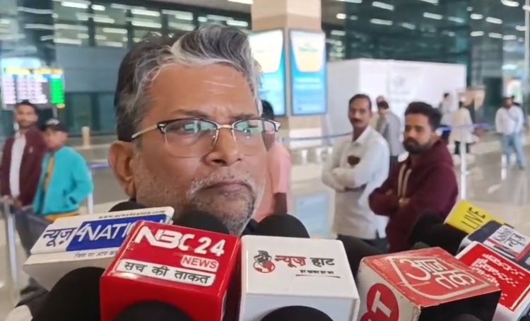 अलोक मेहता का सरकार पर तीखा हमला, प्लेन क्रैश बयान से लेकर छात्र मौत मामले तक उठाए सवाल