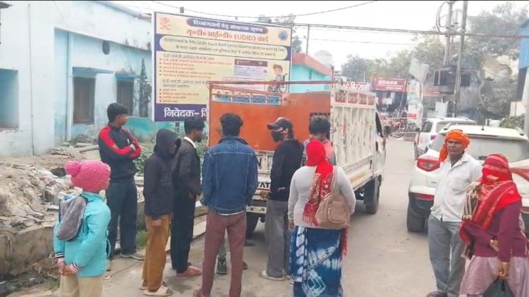 तेज रफ्तार कार की टक्कर से युवक की मौत, हाई टेंशन करंट की चपेट में आने से दूसरे युवक ने भी गंवाई जान