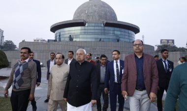 बुद्ध स्मृति पार्क में मुख्यमंत्री ने की भगवान बुद्ध की पूजा-अर्चना, राज्य की सुख, शांति एवं समृद्धि की कामना