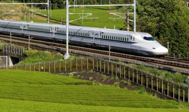 Bullet Train बिहार के लिए गेमचेंजर! वाराणसी–पटना–सिलीगुड़ी हाई-स्पीड कॉरिडोर से 4 घंटे में पूरा होगा सफर,बक्सर से किशनगंज तक एलिवेटेड ट्रैक, विकास की नई पटरी तैयार