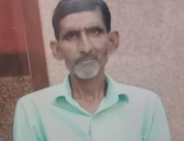 बेटी की शादी का कार्ड बांटने निकले पिता-पुत्र की सड़क हादसे में दर्दनाक मौत