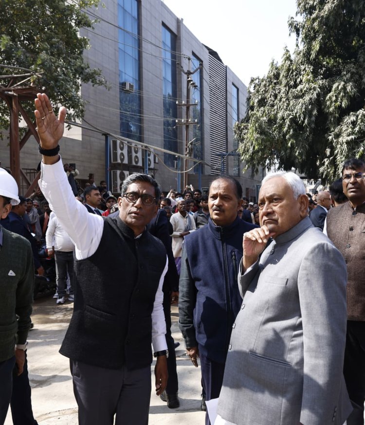 मुख्यमंत्री नीतीश कुमार का औचक निरीक्षण: PMCH में 5000 बेड वाले एशिया के दूसरे सबसे बड़े अस्पताल के निर्माण कार्य का लिया जायजा