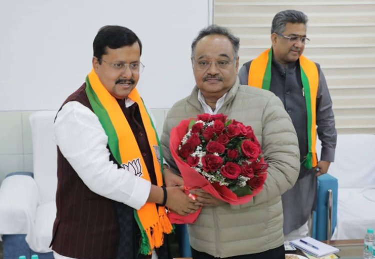 बंगाल भाजपा के सांसदों के साथ दिल्ली में बैठक, नितिन नवीन की अध्यक्षता में मंथन