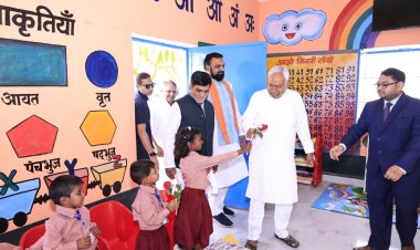 सीएम नीतीश की समृद्धि यात्रा कैमूर, हैलीपैड पर आगमन एवं विभिन्न स्टालों का निरीक्षण, देखिए खास तस्वीरें