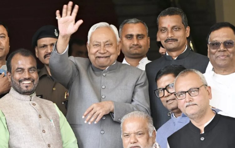 नीतीश कुमार मुख्यमंत्री पद से देंगे इस्तीफा, अब राज्यसभा जाएंगे सुशासन बाबू, सोशल मीडिया पर पोस्टर कर दी जानकारी