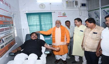 रक्तदान मानवता की सबसे बड़ी सेवा है- डॉ. प्रेम कुमार