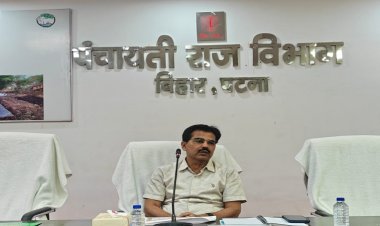 सोलर स्ट्रीट लाईट्स का लाभ ग्रामीण परिवेश में रहने वाले लोगों को  प्राप्त होना चाहिए