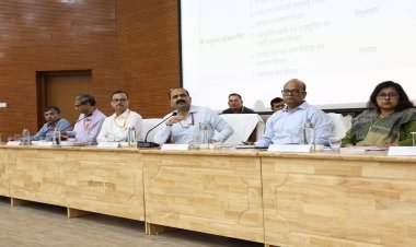 बिहार प्रशासनिक सुधार मिशन के निदेशक ने लोक शिकायत निवारण पदाधिकारियों एवं आईटी प्रबंधकों की समीक्षा बैठक की