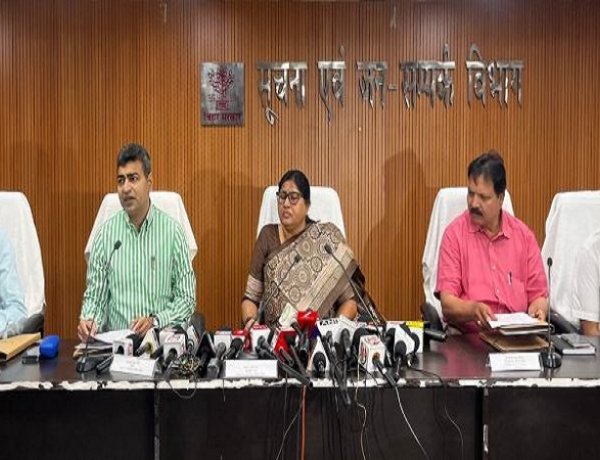 मंत्री लेशी सिंह ने विभाग की उपलब्धियों की दी जानकारी, कहा- उपभोक्ताओं को नहीं होगी दिक्कत, कालाबजारी नहीं होने देंगे