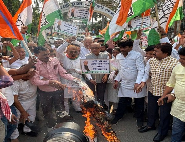 सीएम हिमंता बिस्वा सरमा द्वारा अभद्र भाषा के विरोध में कांग्रेस का जोरदार प्रदर्शन, राजेश राम बोले- माफी मांगे