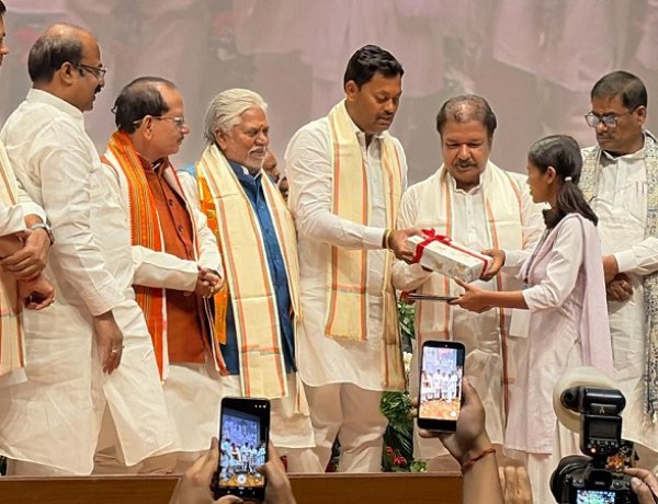 मंत्री लखेंद्र कुमार रौशन ने SC/ST छात्रों के लिए छात्रावास अनुदान दोगुना करने का किया ऐलान