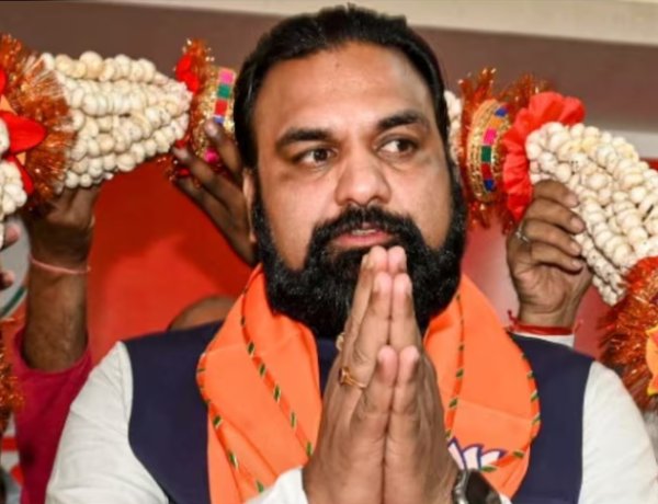 पीएम मोदी की अपील पर एक्शन में सम्राट सरकार, बिहार में 'नो व्हीकल डे' की तैयारी,  कारकेड में घटेंगी गाड़ियां, वर्क फ्रॉम होम कल्‍चर को बढ़ावा देने की सलाह