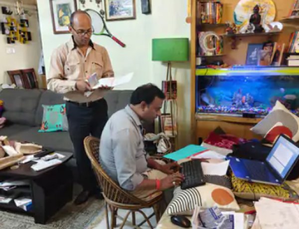 पटना में इंजीनियर राजीव कुमार के ठिकानों पर SVU की छापेमारी, रामनगरी, दानापुर सहित तीन ठिकानों पर दबिश, 1.10 करोड़ से अधिक संपत्ति का मामला