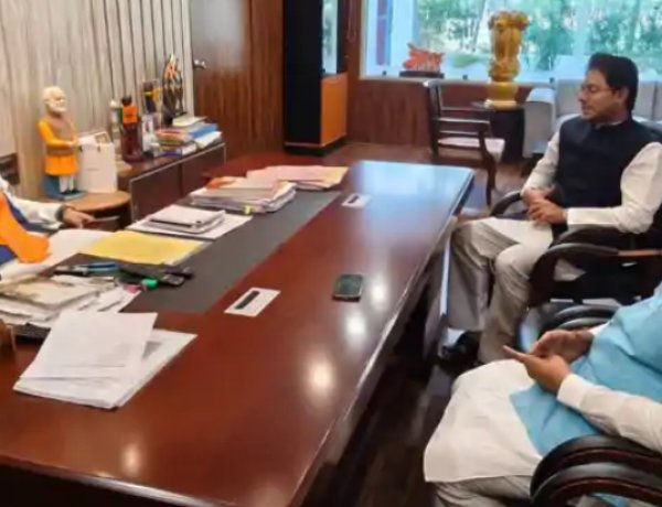 मंत्रिमंडल विस्तार से पहले बिहार में ऑपरेशन लोटस? सीएम सम्राट चौधरी से कांग्रेस एमएलसी समीर सिंह की मुलाकात से गरमाई सियासत