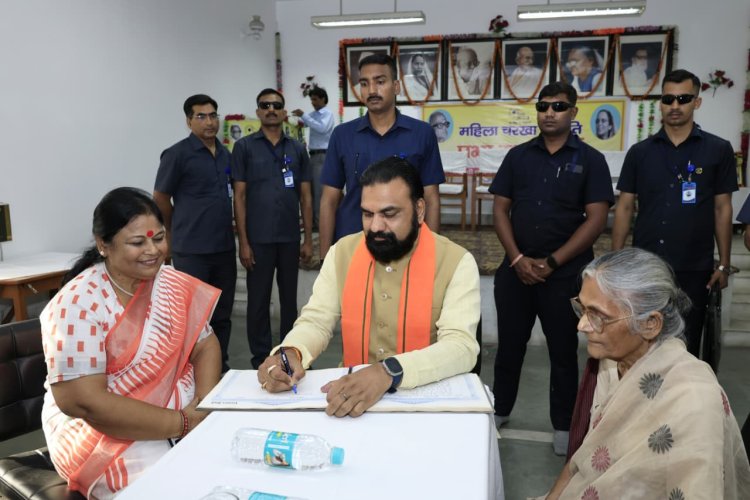 लोकनायक जेपी के आवास पहुंचे नए सीएम सम्राट चौधरी