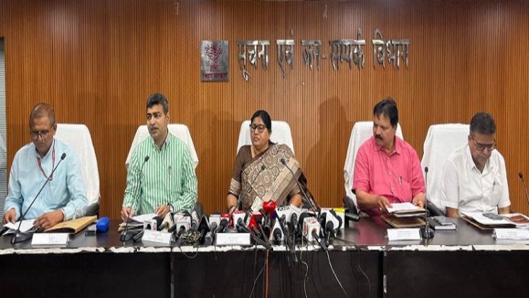 मंत्री लेशी सिंह ने विभाग की उपलब्धियों की दी जानकारी, कहा- उपभोक्ताओं को नहीं होगी दिक्कत, कालाबजारी नहीं होने देंगे