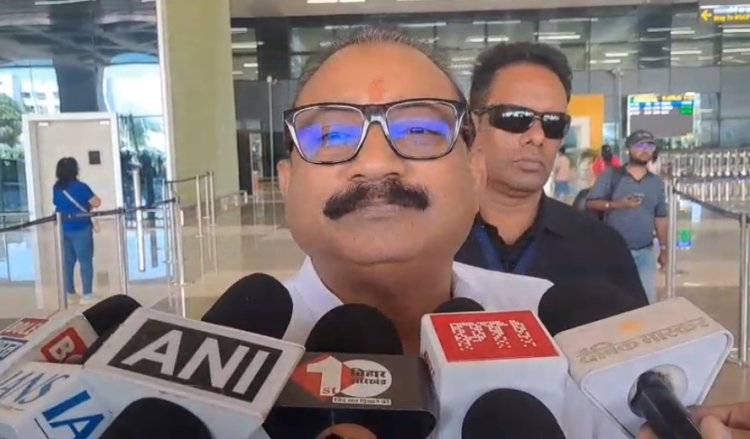 नीतीश कुमार के राज्यसभा सांसद पद की शपथ लेने पर मचा घमासान! तेजस्वी के तंज पर भड़के अशोक चौधरी