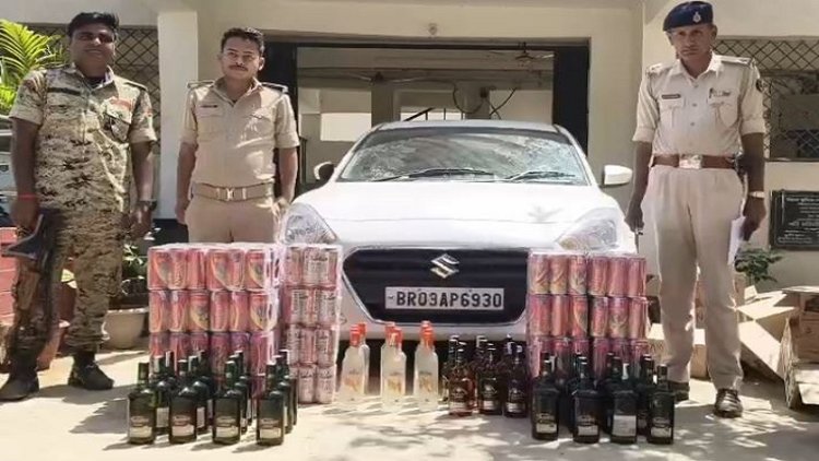 नवादा के गोविंदपुर में कार से 252 लीटर विदेशी शराब जब्त, धंधेबाज फरार