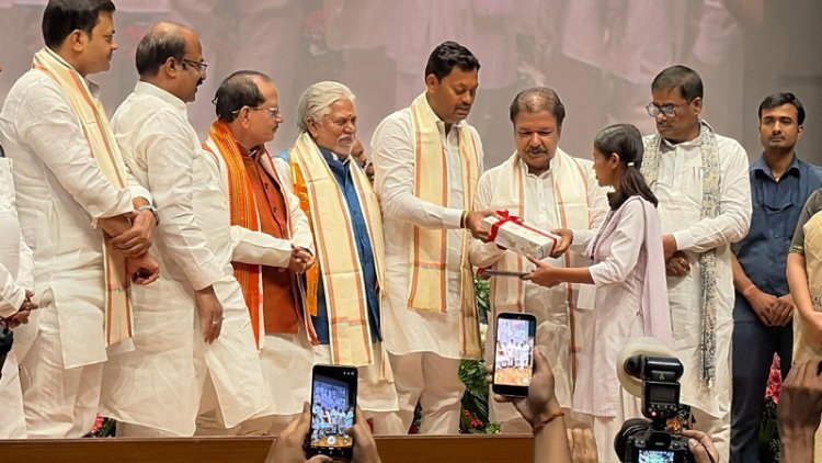 मंत्री लखेंद्र कुमार रौशन ने SC/ST छात्रों के लिए छात्रावास अनुदान दोगुना करने का किया ऐलान