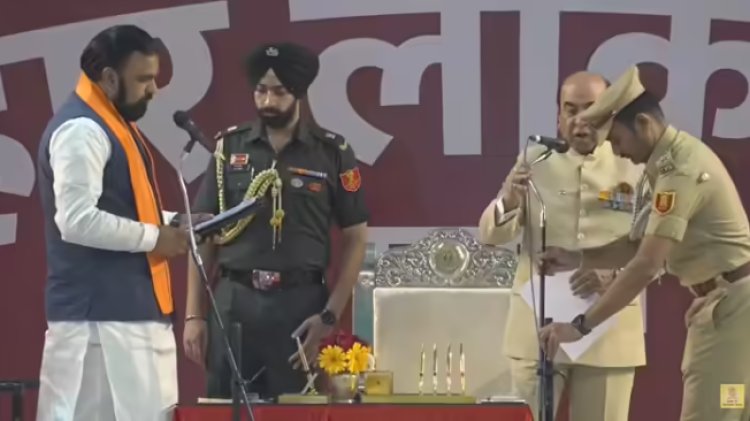 बिहार के 24वें मुख्यमंत्री बने सम्राट चौधरी, डिप्टी सीएम विजय चौधरी-बिजेंद्र यादव ने भी ली शपथ, लोकभवन में हुआ राजतिलक