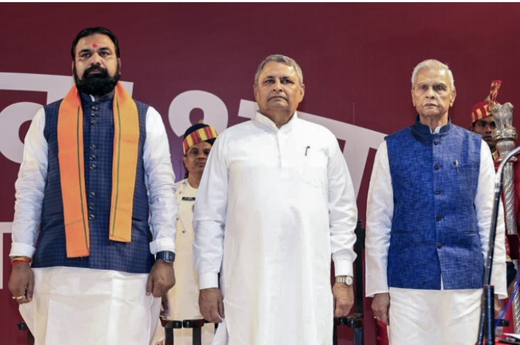 नई सरकार बनते ही एक्शन में सम्राट, अपराधियों के बाद अब सिस्टम को खुली चुनौती, क्या भ्रष्ट अधिकारियों पर होगी कार्रवाई?