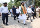 CM सम्राट चौधरी पैदल लोक सेवक आवास से मुख्यमंत्री सचिवालय जाते हुए, देखिए तस्वीरें